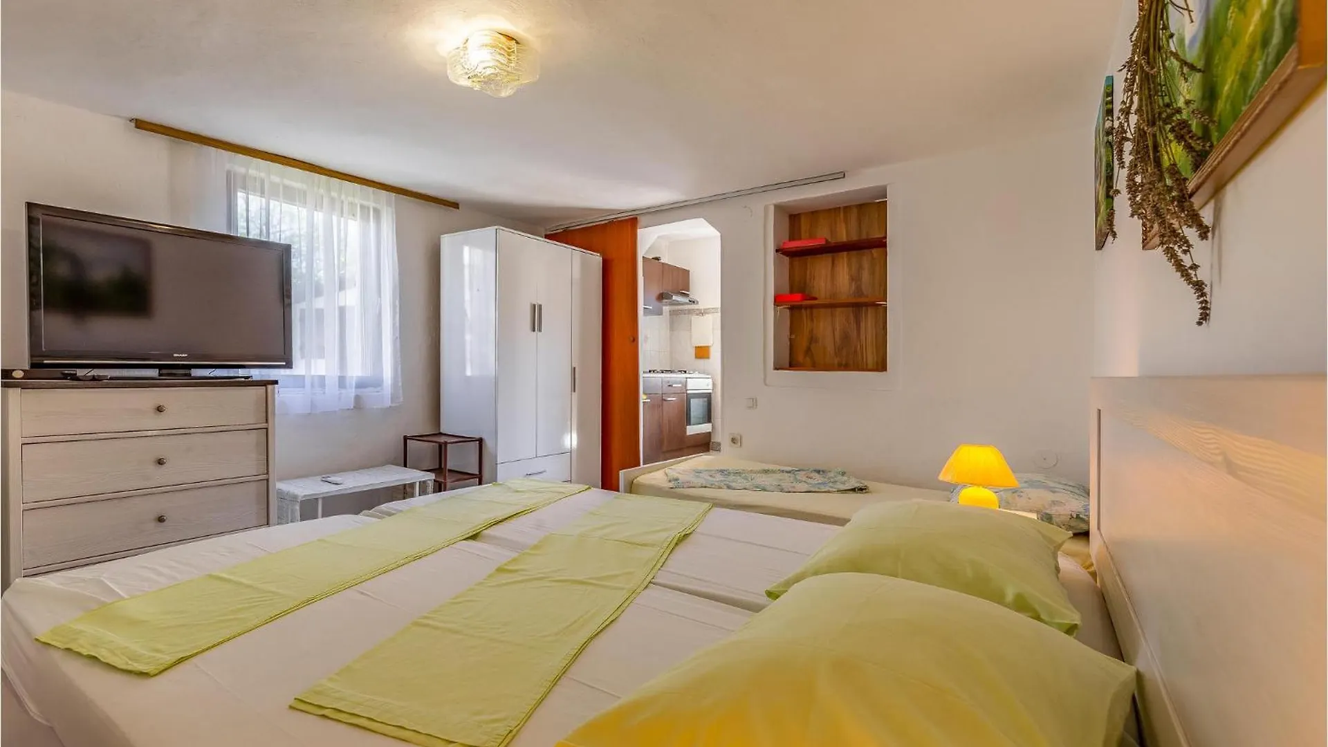 Holiday Home Premantura 02